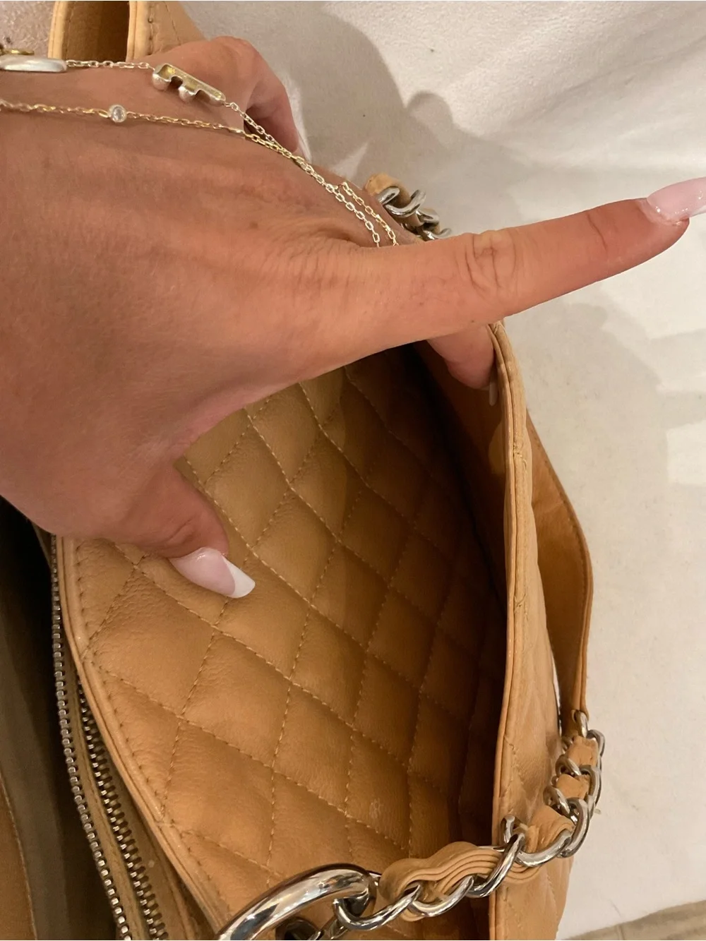 CHANEL grand shopping